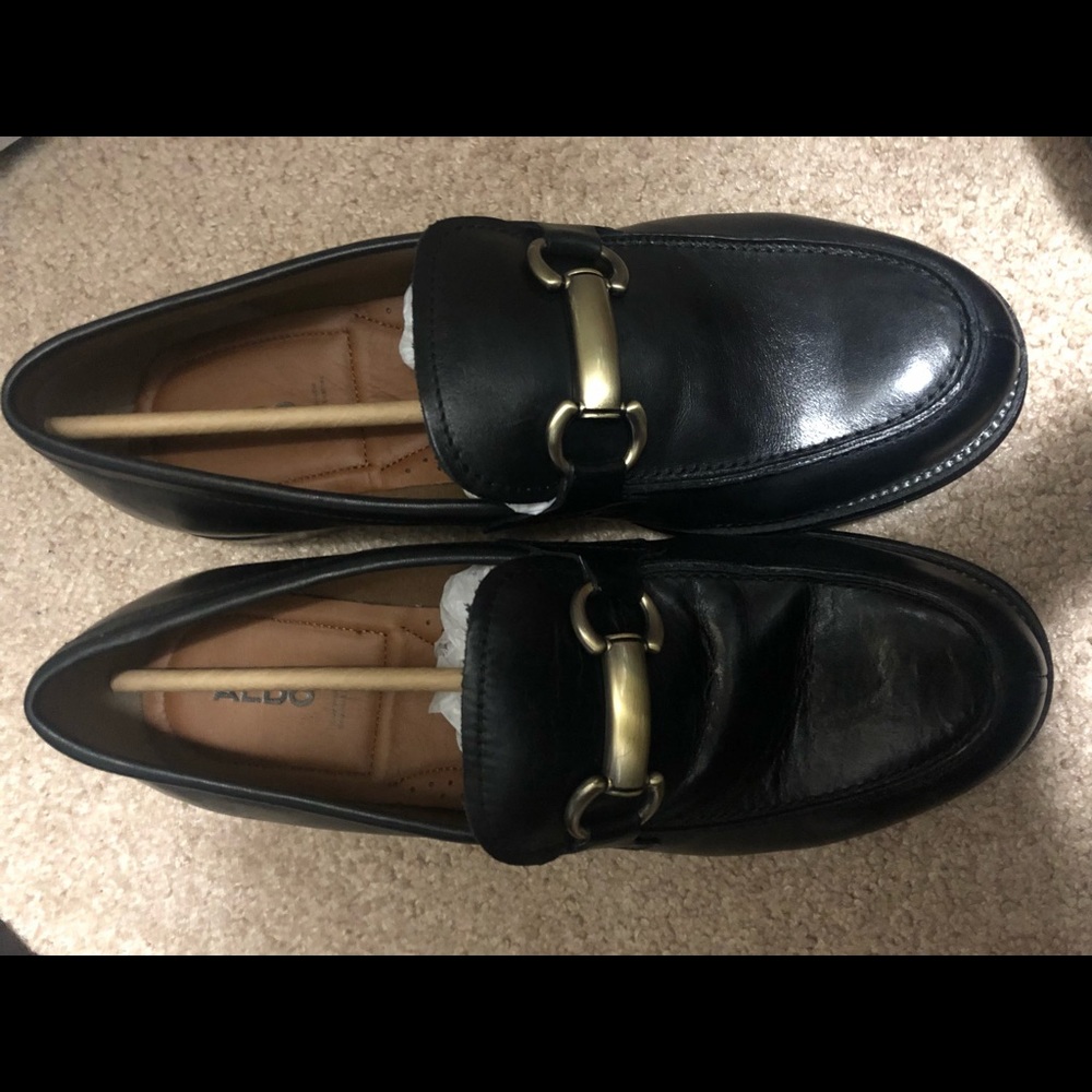 Men’a Shoe